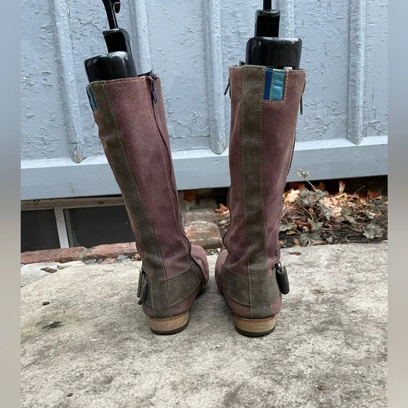 John Fluevog Radio RTP,  suede zip side boots, size 6 - Picture 2 of 11